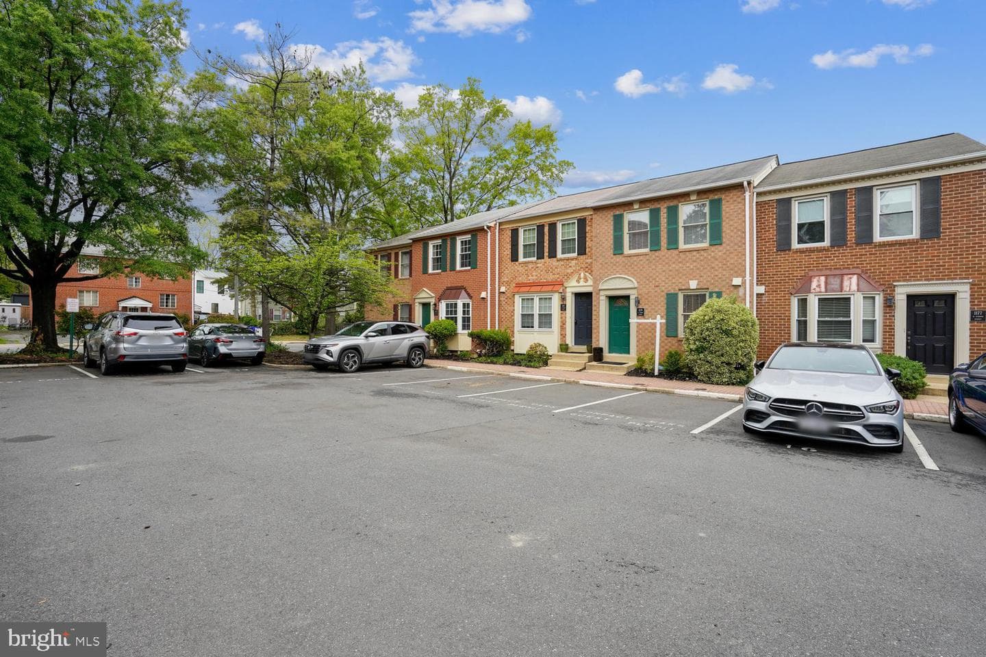 1179 N Vernon Street photo 29