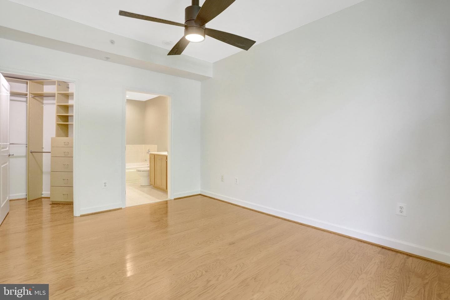 1000 N Randolph St # 304 photo 13