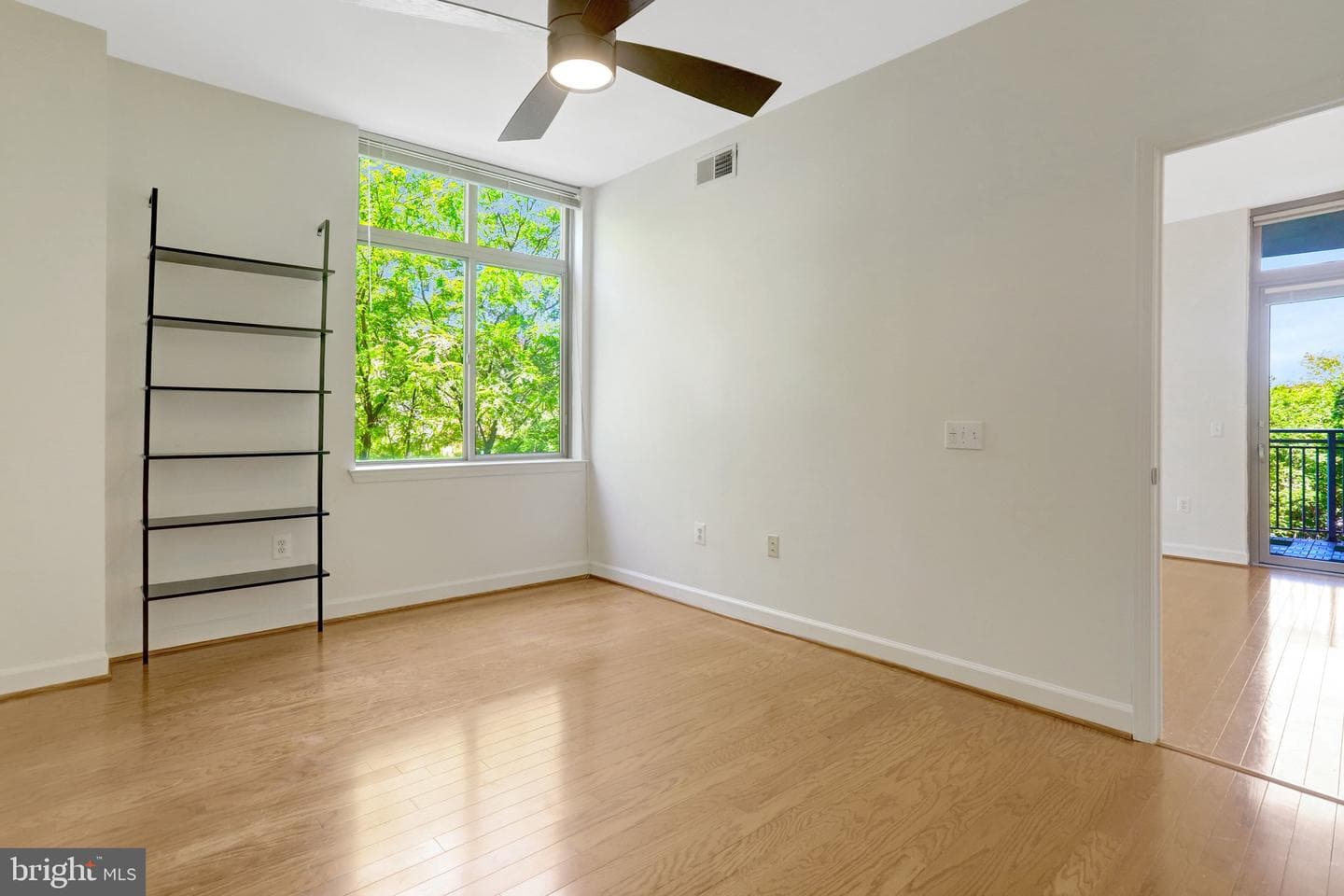 1000 N Randolph St # 304 photo 15
