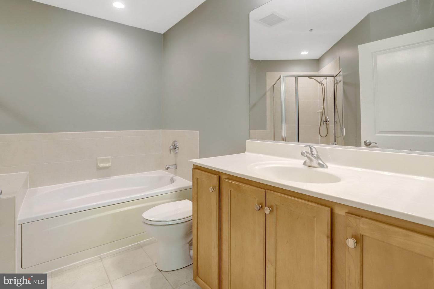 1000 N Randolph St # 304 photo 16