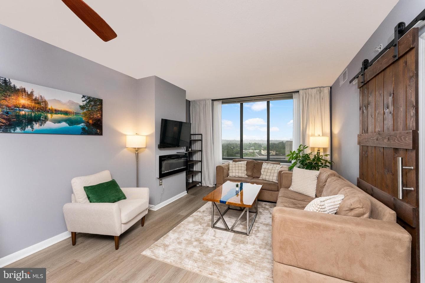 851 N Glebe Road #1818 photo 7