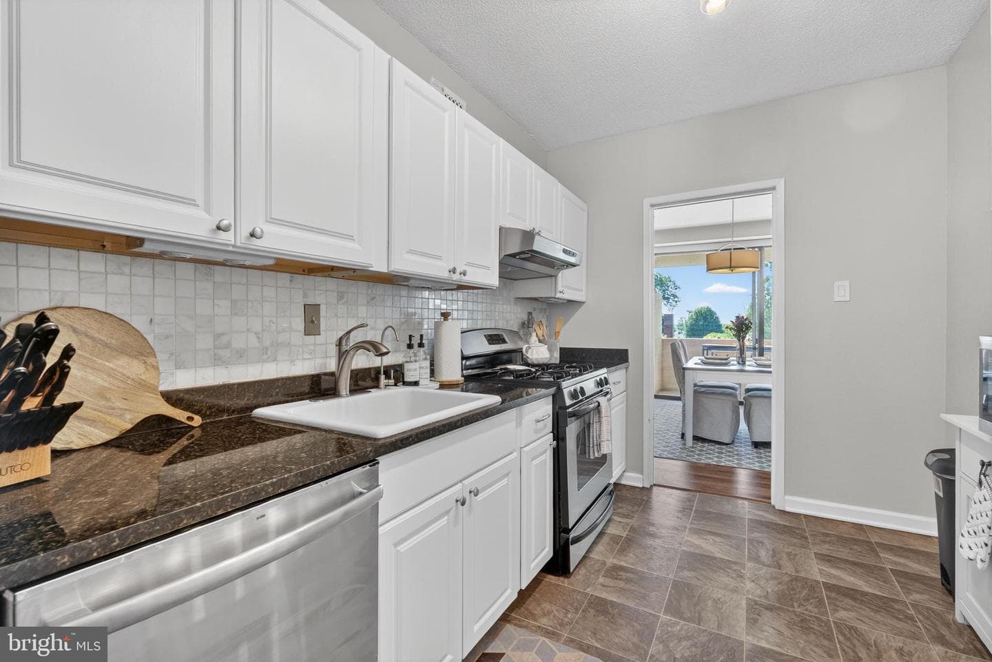 4141 N Henderson Road #302 photo 12