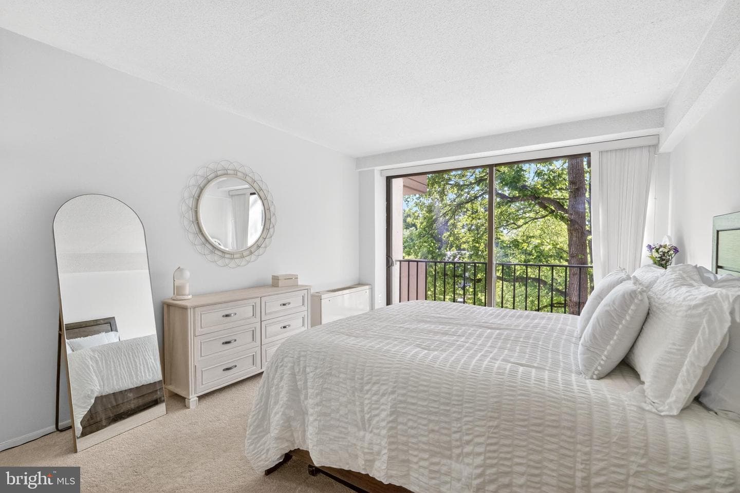 4141 N Henderson Road #302 photo 15