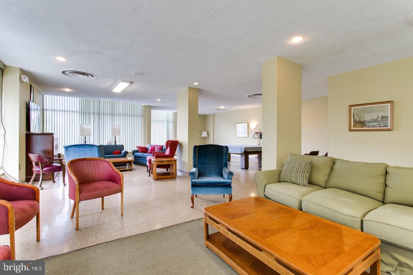 4141 N Henderson Road #302 photo 29