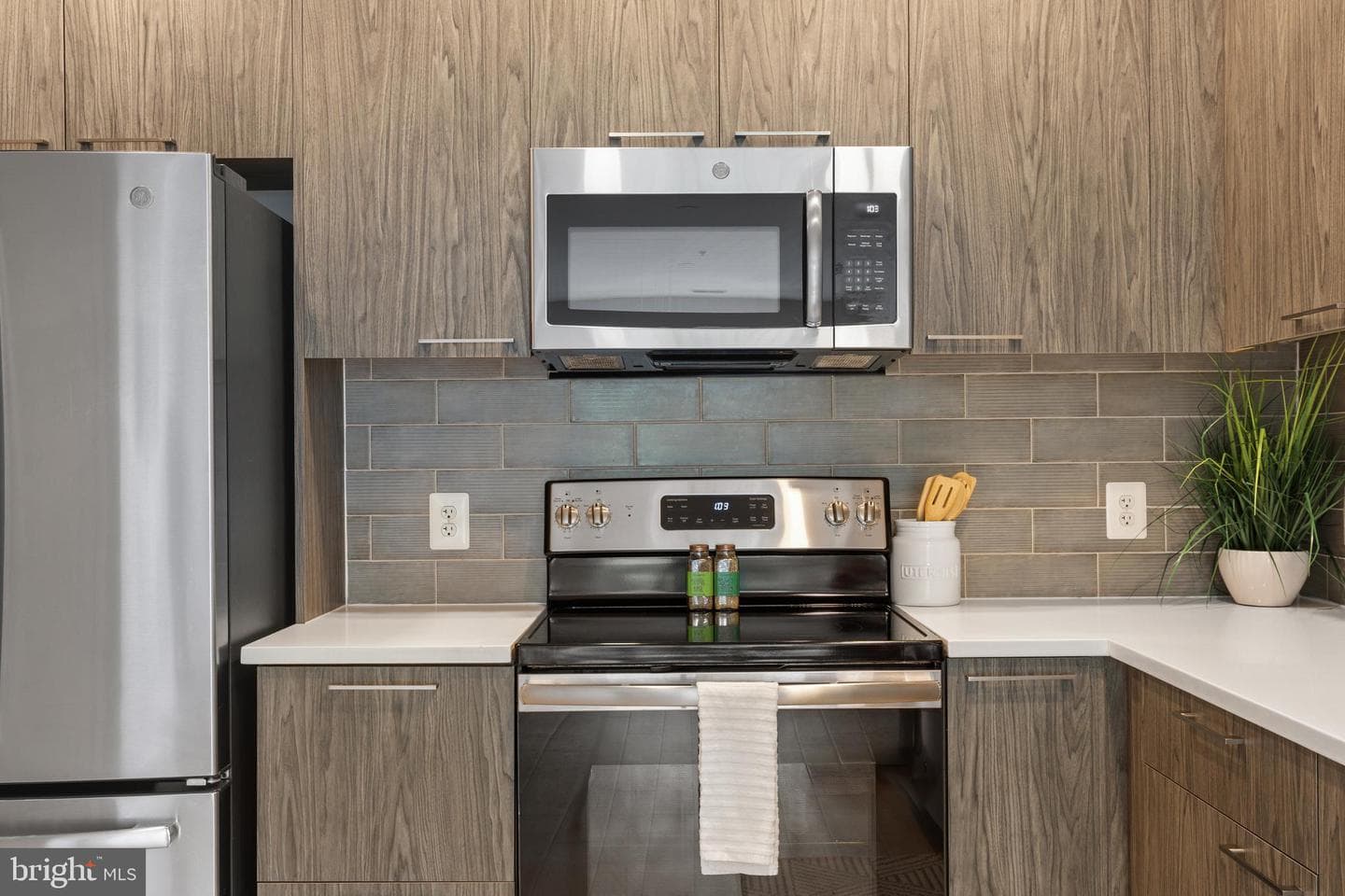 989 S Buchanan Street #214 photo 12