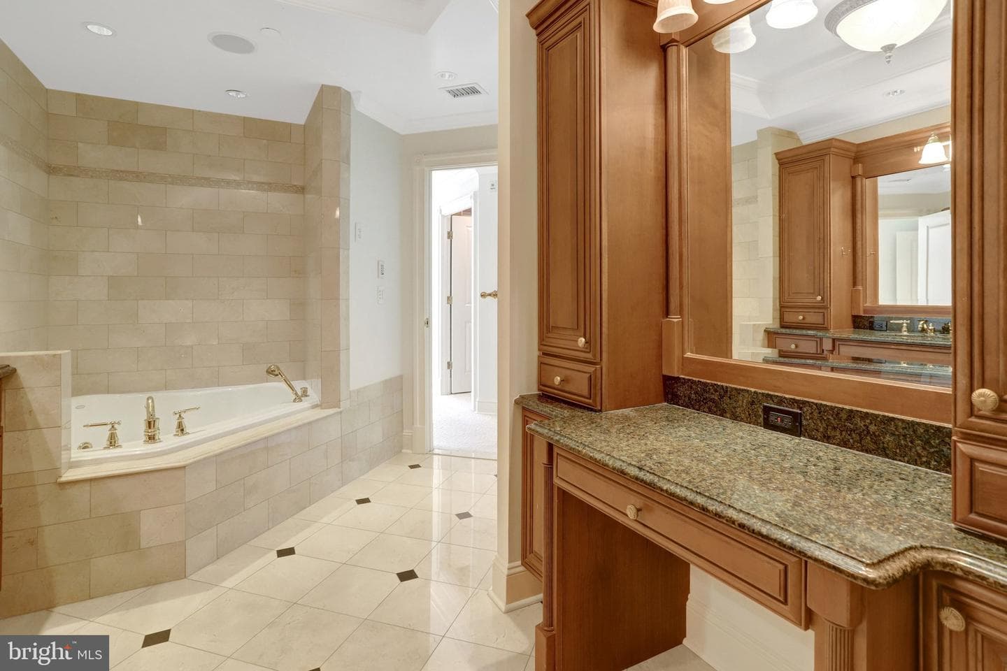 1201 N Nash Street #402 photo 42