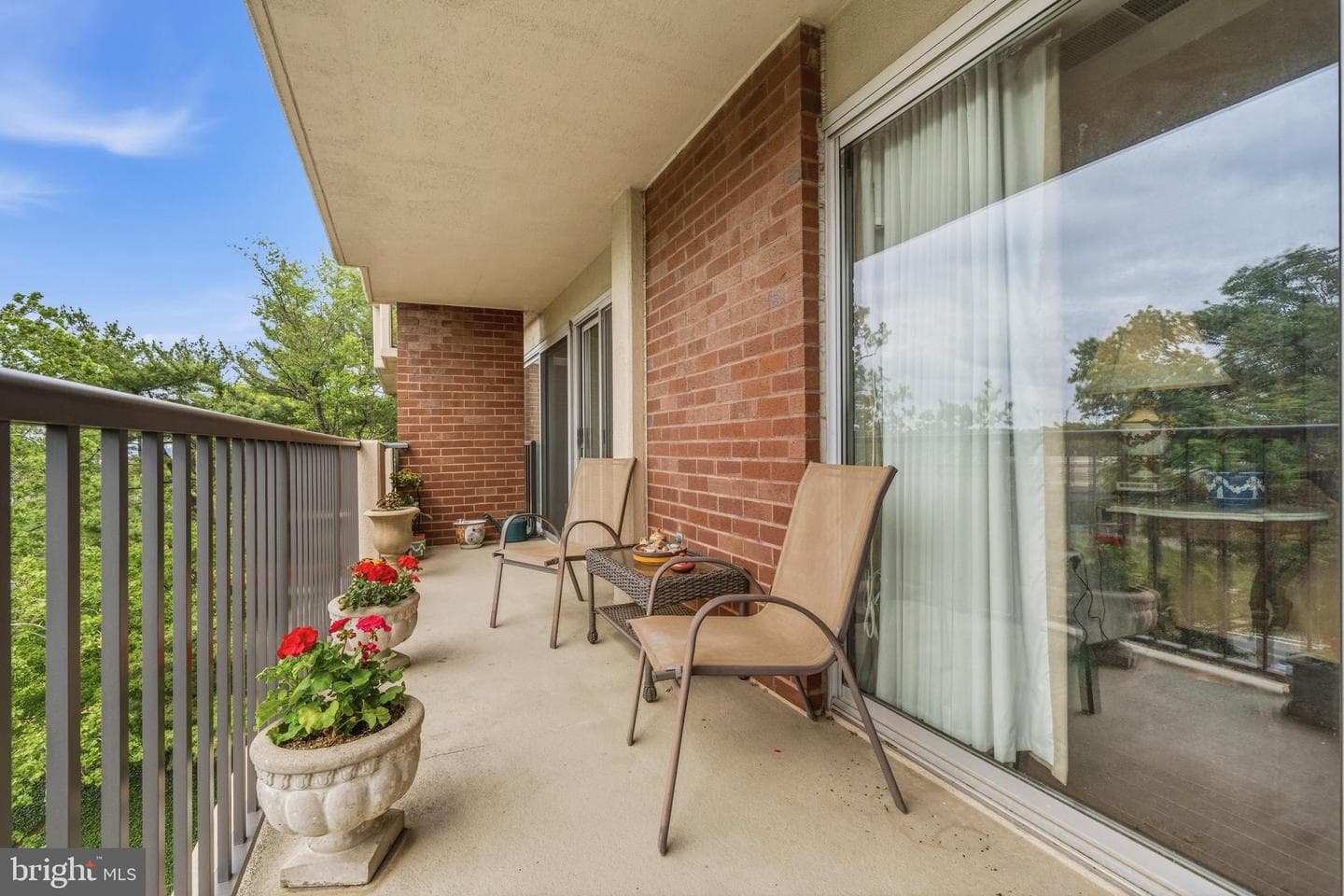 1300 Army Navy Drive #608 photo 28