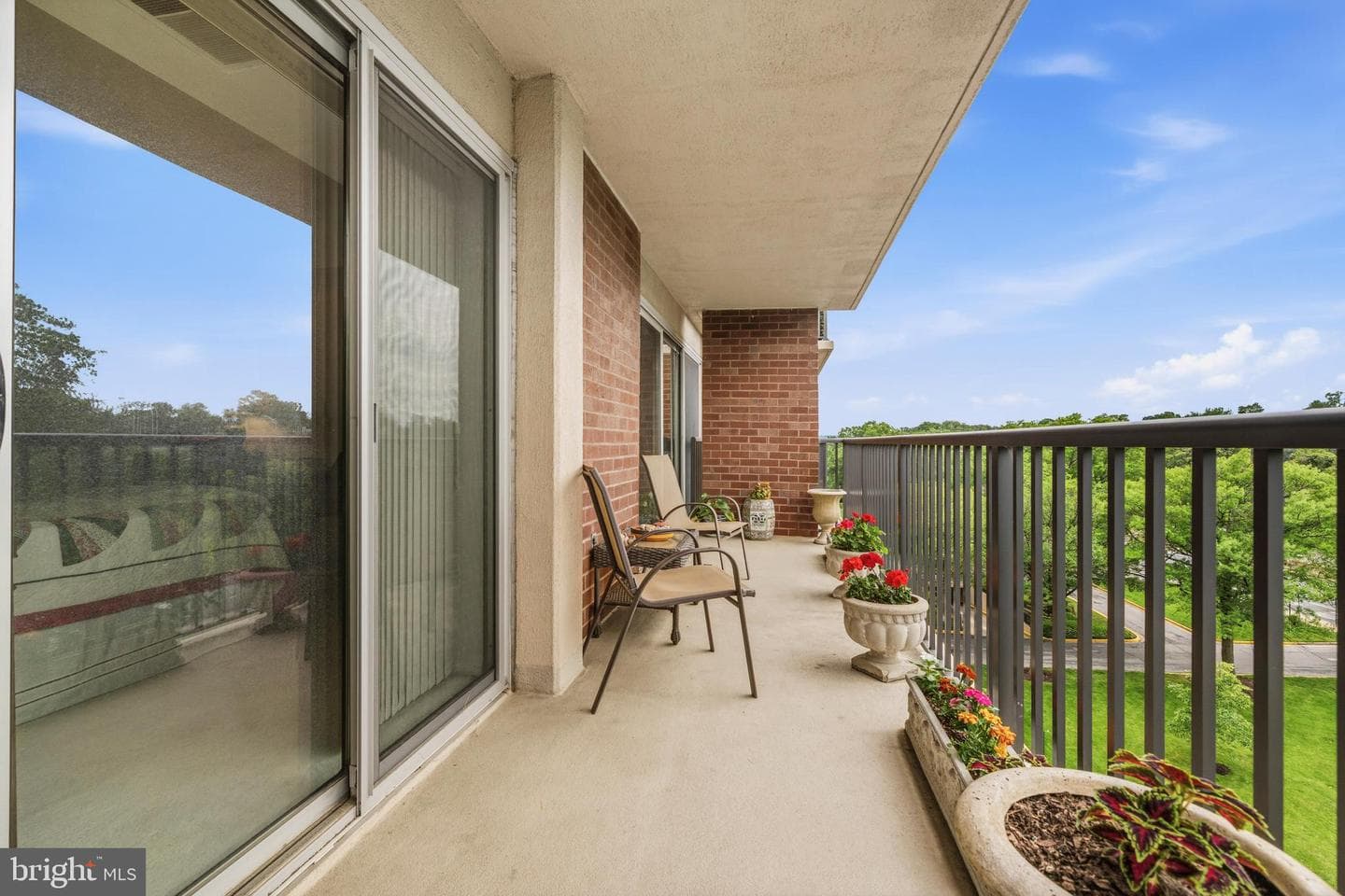 1300 Army Navy Drive #608 photo 29