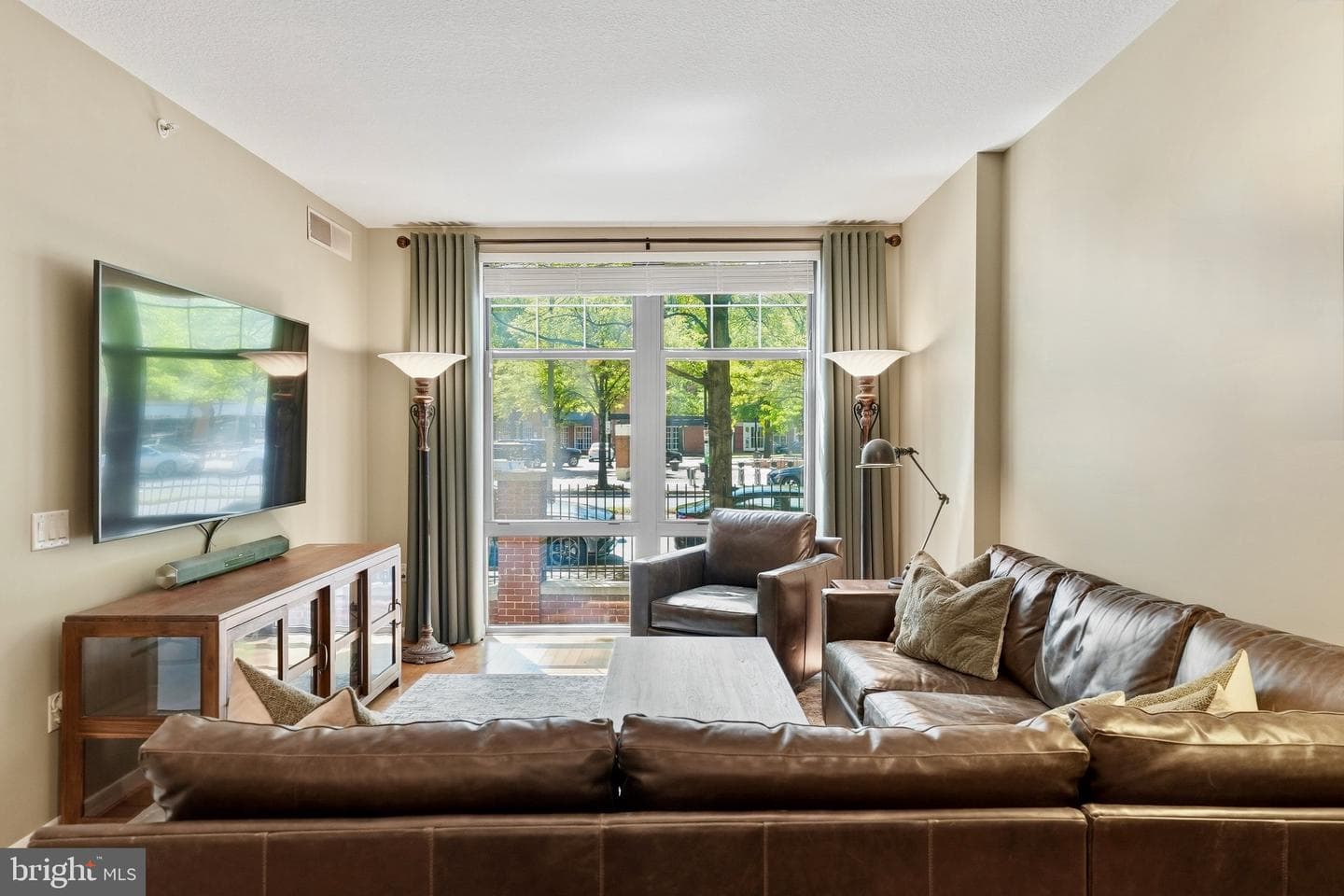 1021 N Garfield Street #139 photo 3