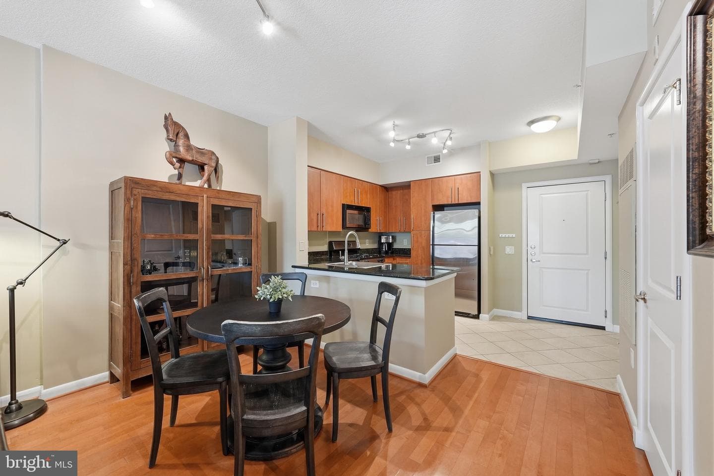 1021 N Garfield Street #139 photo 6