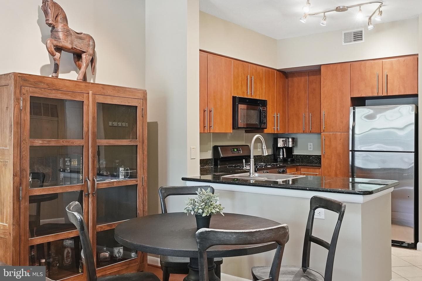 1021 N Garfield Street #139 photo 7