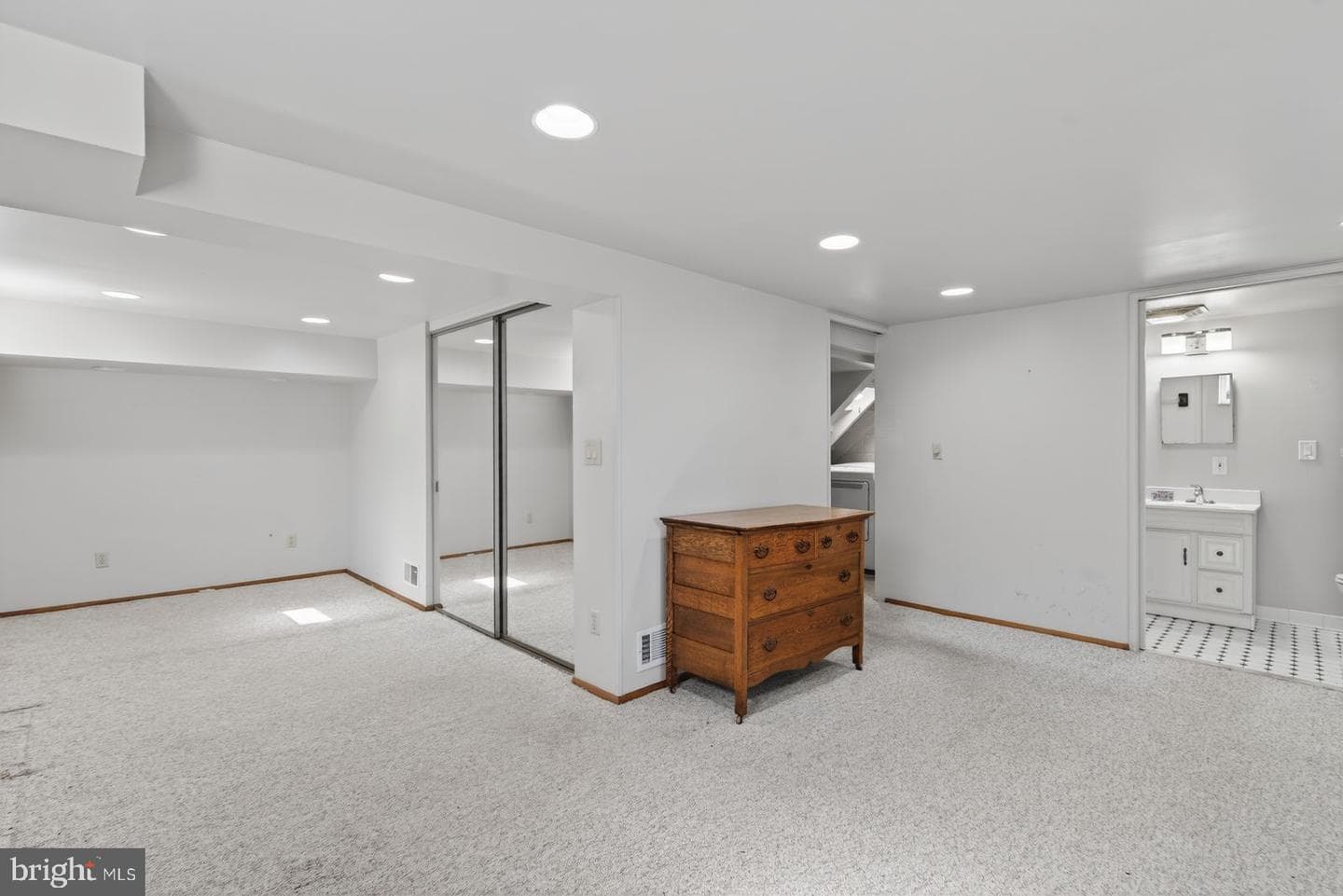 2101 N Kenilworth Street photo 24