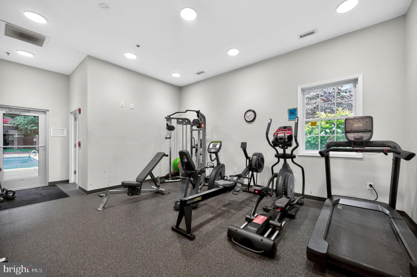 1320 N Wayne Street #108 photo 31