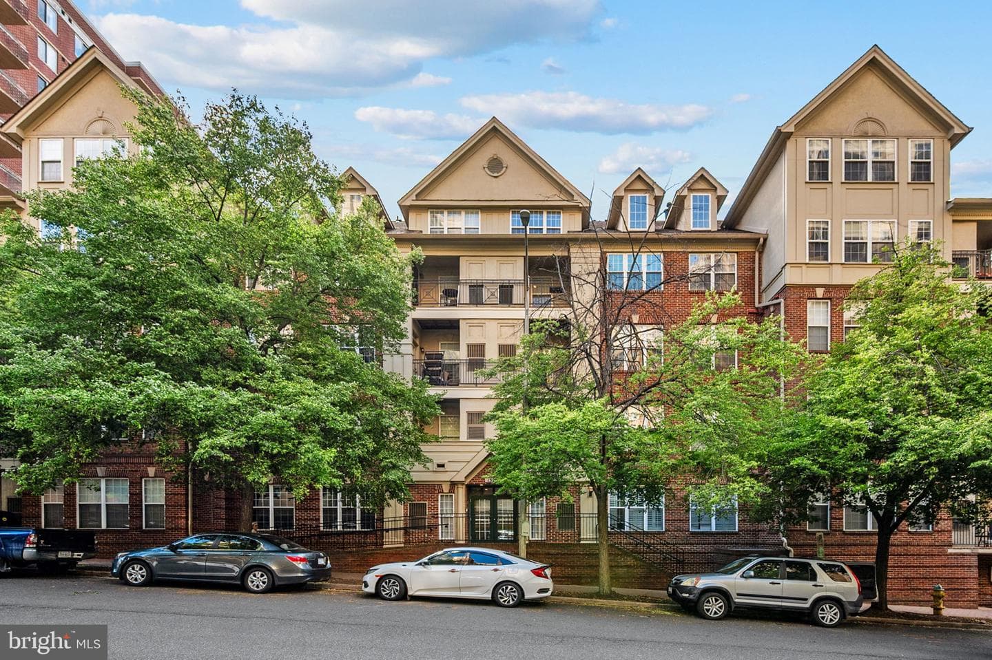 1320 N Wayne Street #108 photo 38