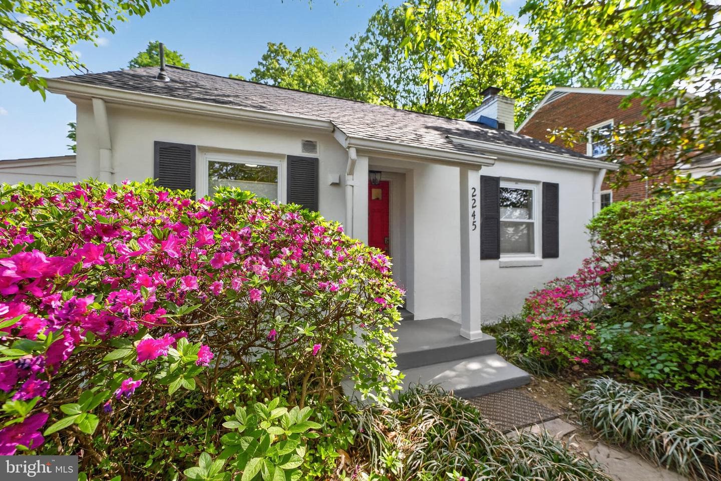 2245 Buchanan St N photo 26