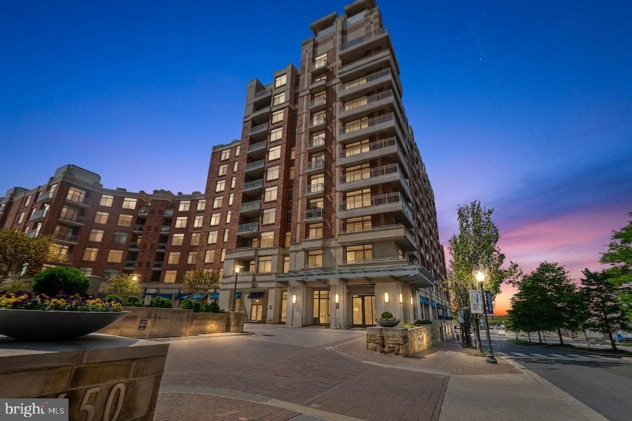 3600 S Glebe Road #unit 330w photo 3