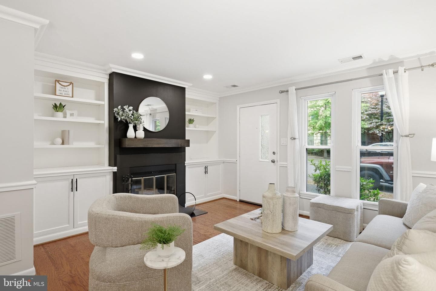 4411 7th Street N photo 4