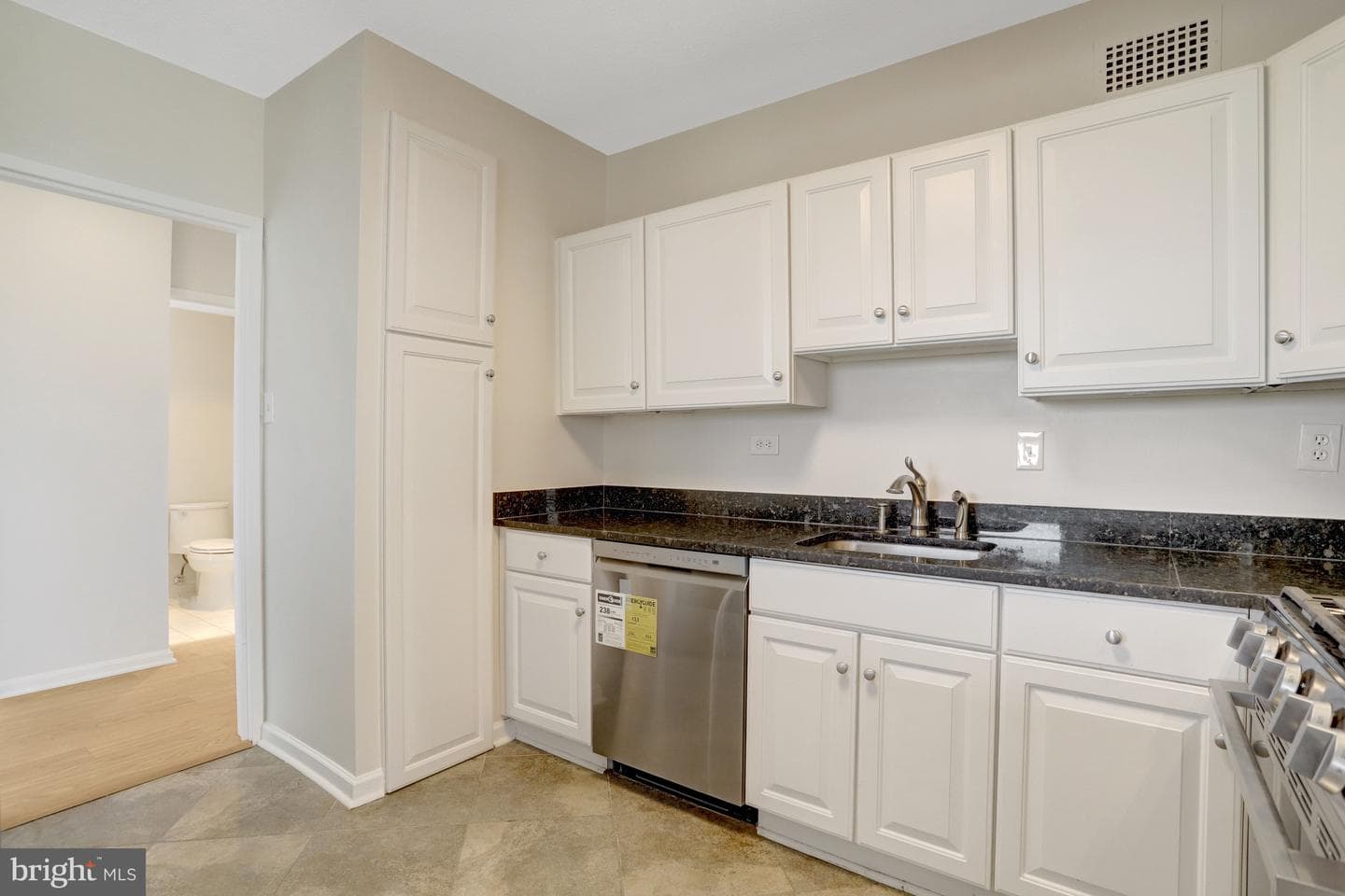 4141 Henderson Road N #606 photo 14