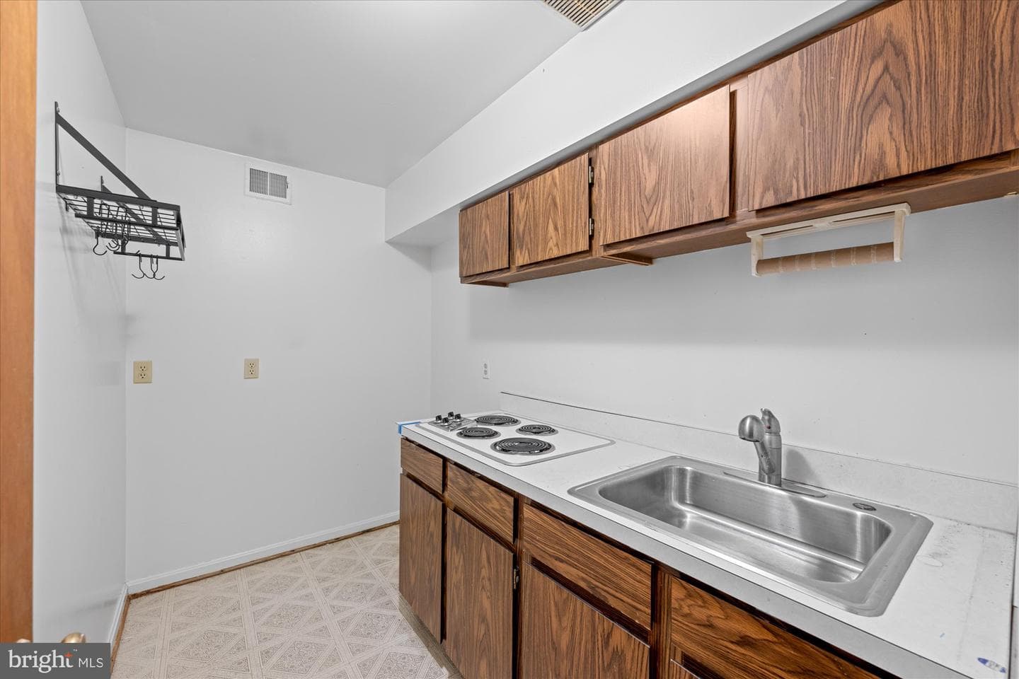 2537 N Wakefield Street photo 35