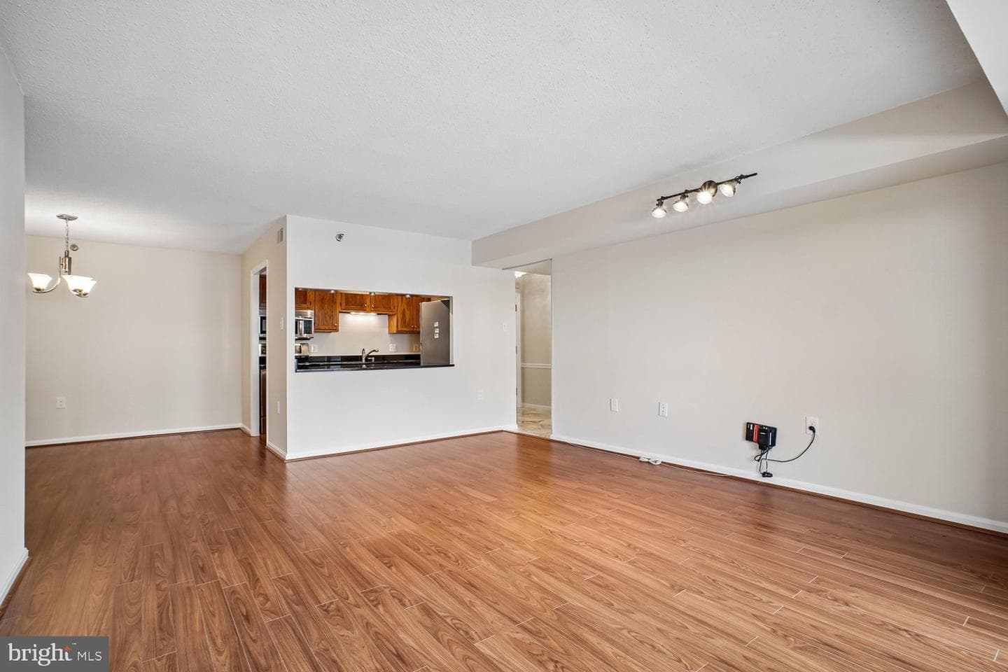 1301 N Courthouse Road #1612 photo 11