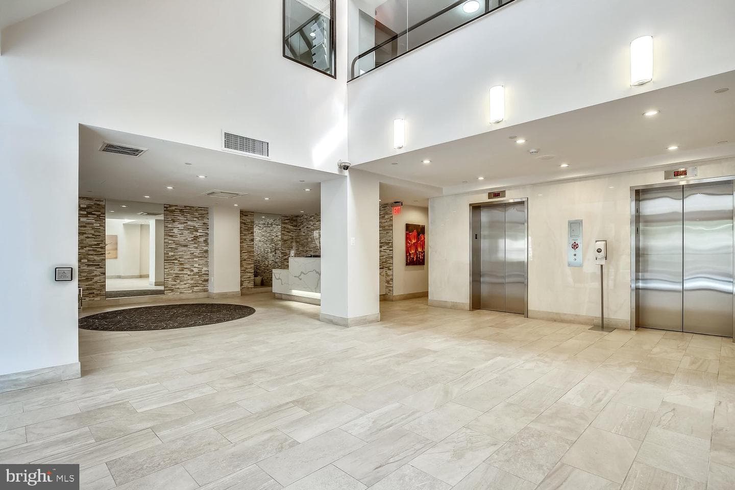 1301 N Courthouse Road #1612 photo 42