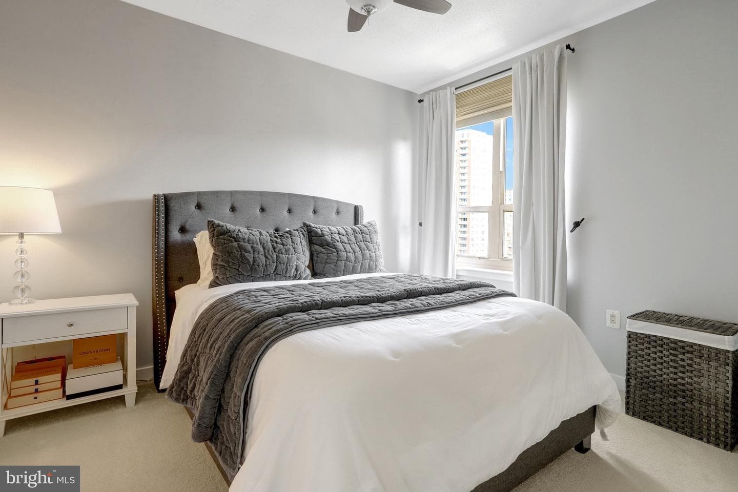 888 N Quincy Street #906 photo 15