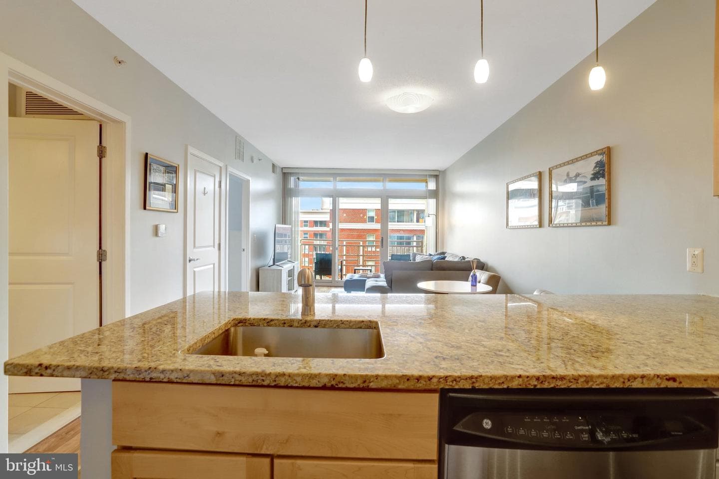 888 N Quincy Street #906 photo 6