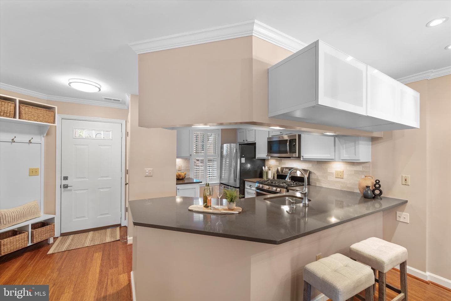 6924 Fairfax Drive #226 photo 8