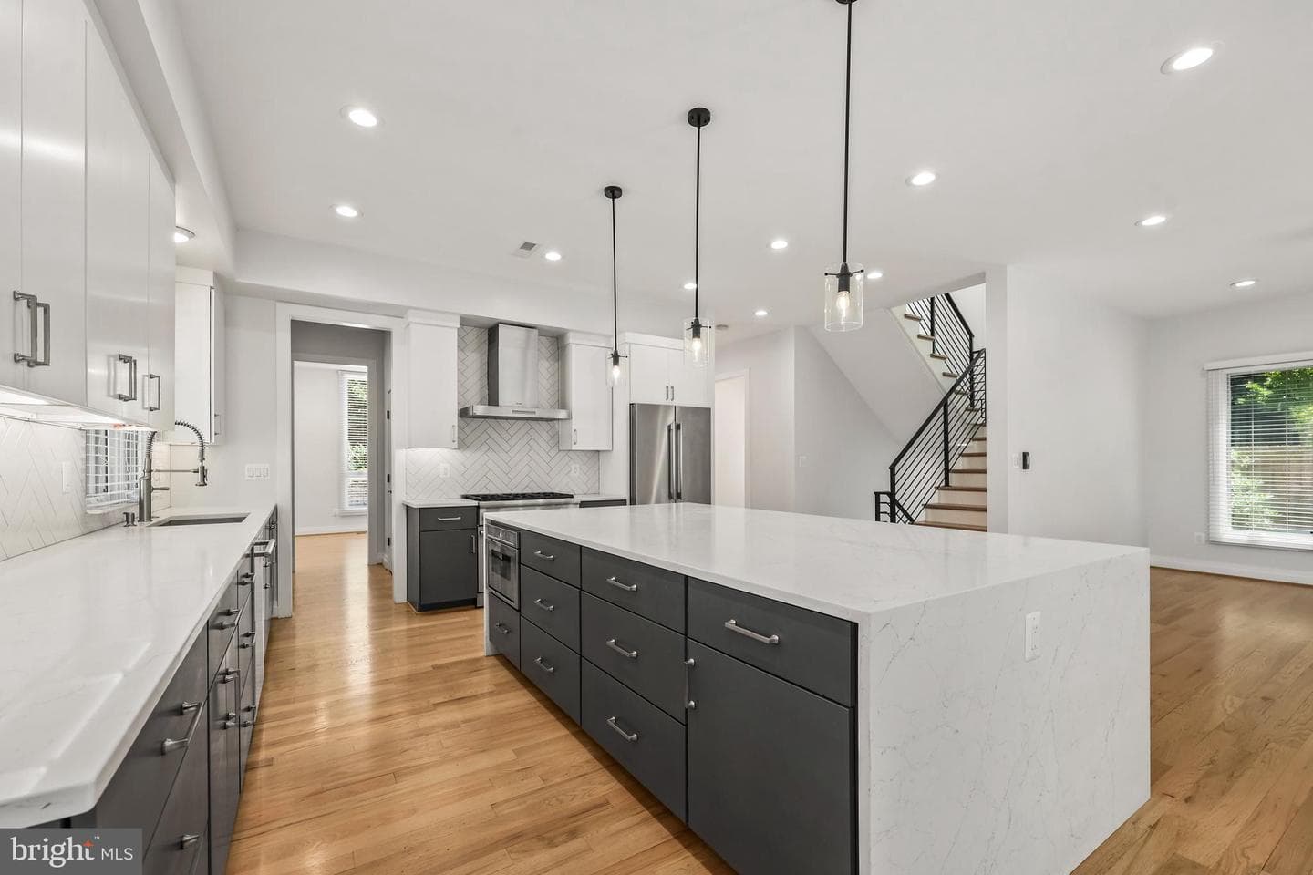 924 28th Street S photo 10