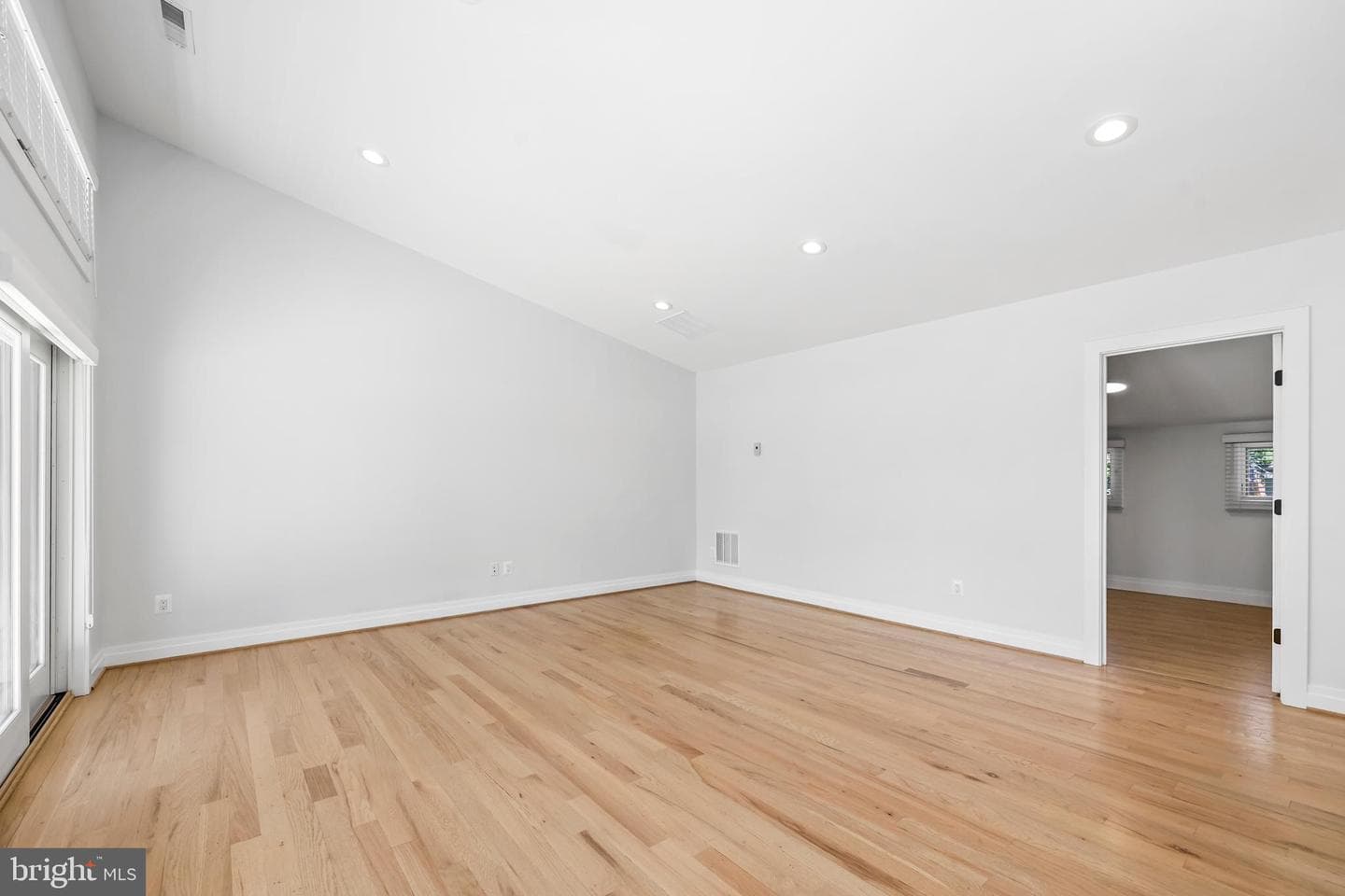 924 28th Street S photo 42
