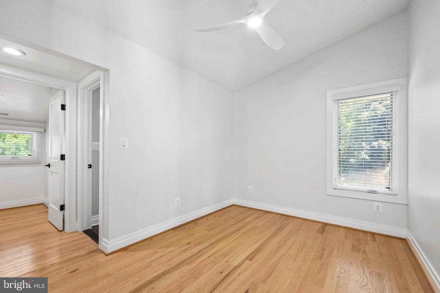 924 28th Street S photo 44