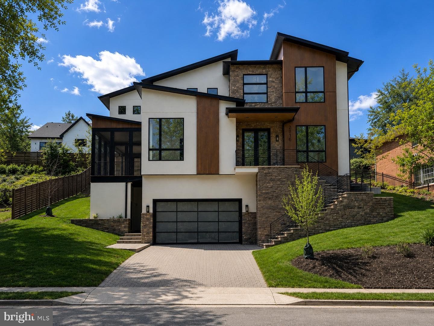 2816 N Jefferson Street, Arlington