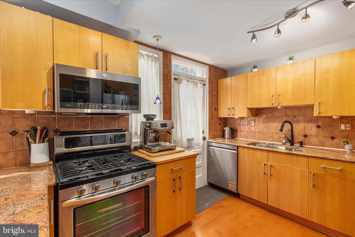 103 N George Mason Drive #103-1 photo 10