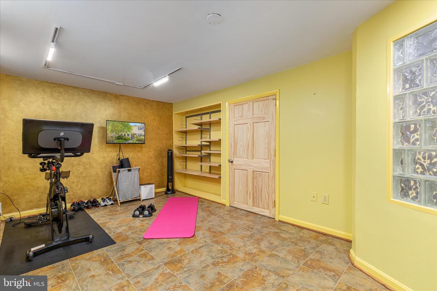 103 N George Mason Drive #103-1 photo 23