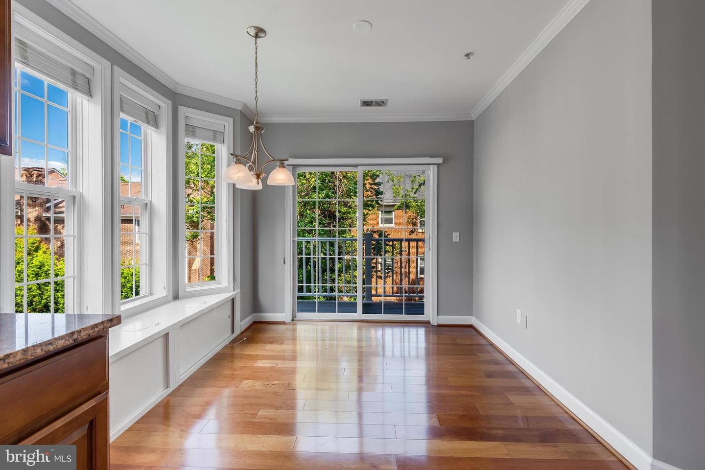 1423 N Rhodes Street #201 photo 13