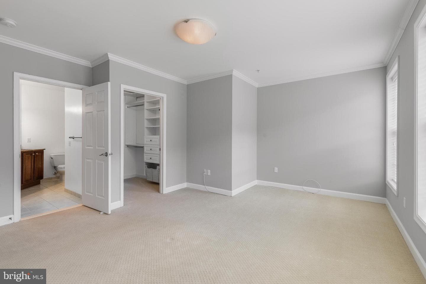 1423 N Rhodes Street #201 photo 16
