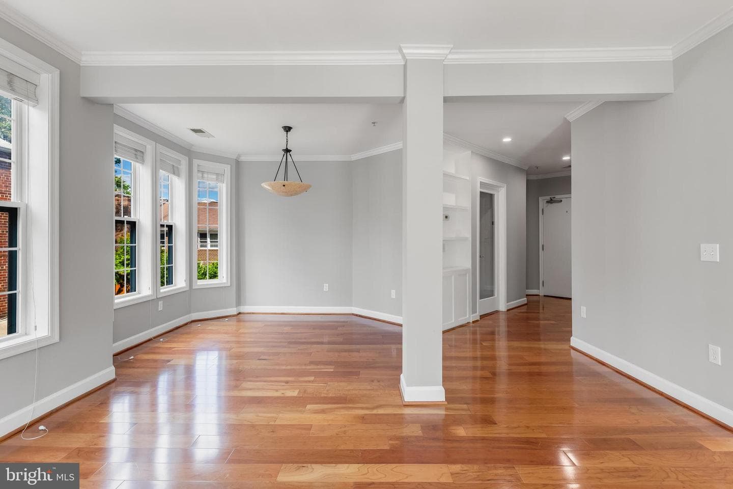1423 N Rhodes Street #201 photo 6