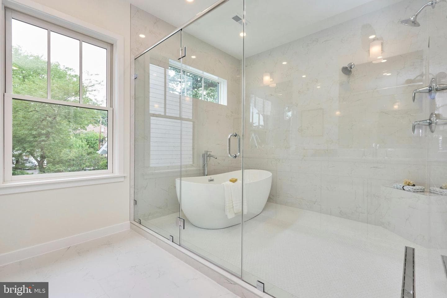 3233 4th Street N photo 47