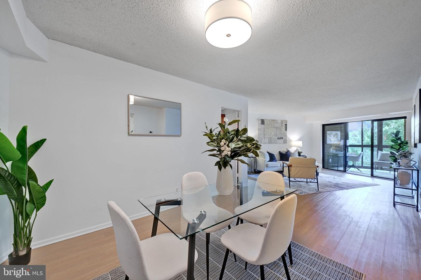1600 N Oak St # 423 photo 12
