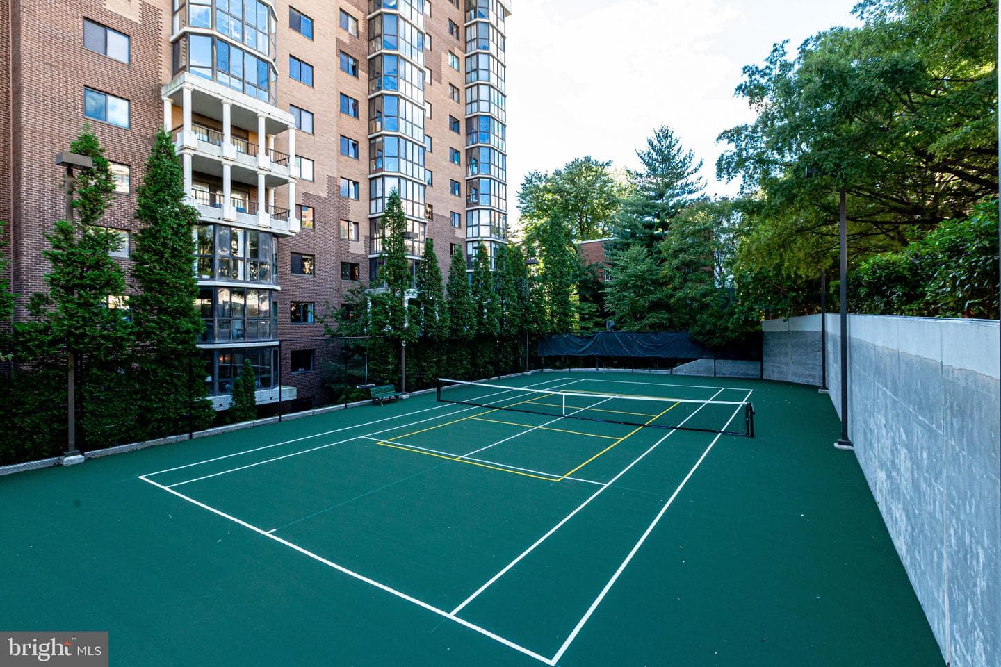 1600 N Oak St # 423 photo 37
