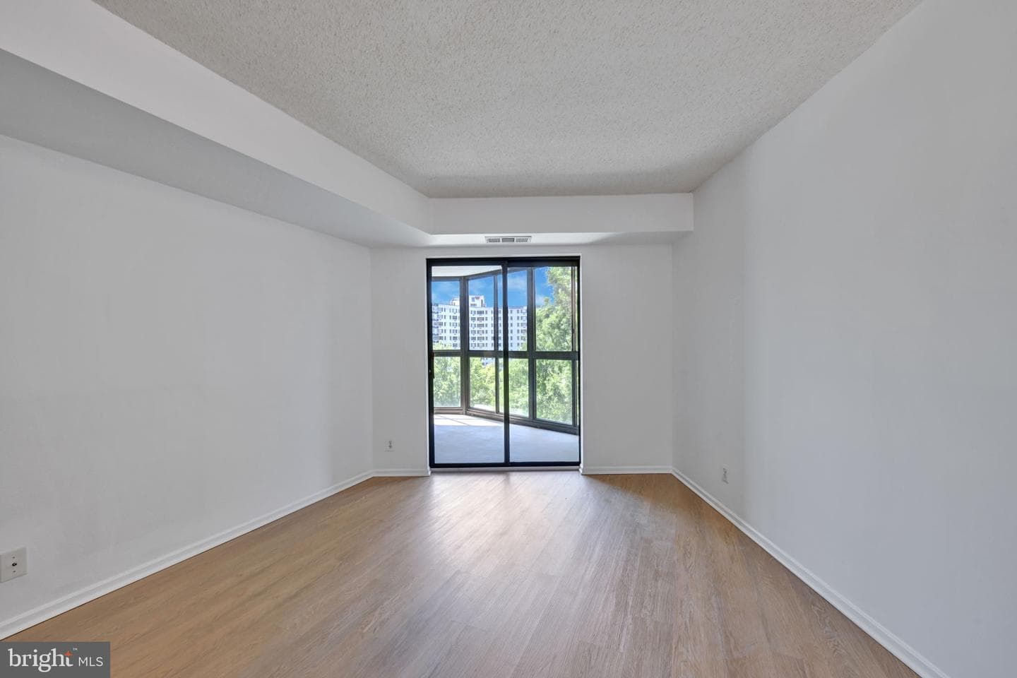 1600 N Oak St # 423 photo 46