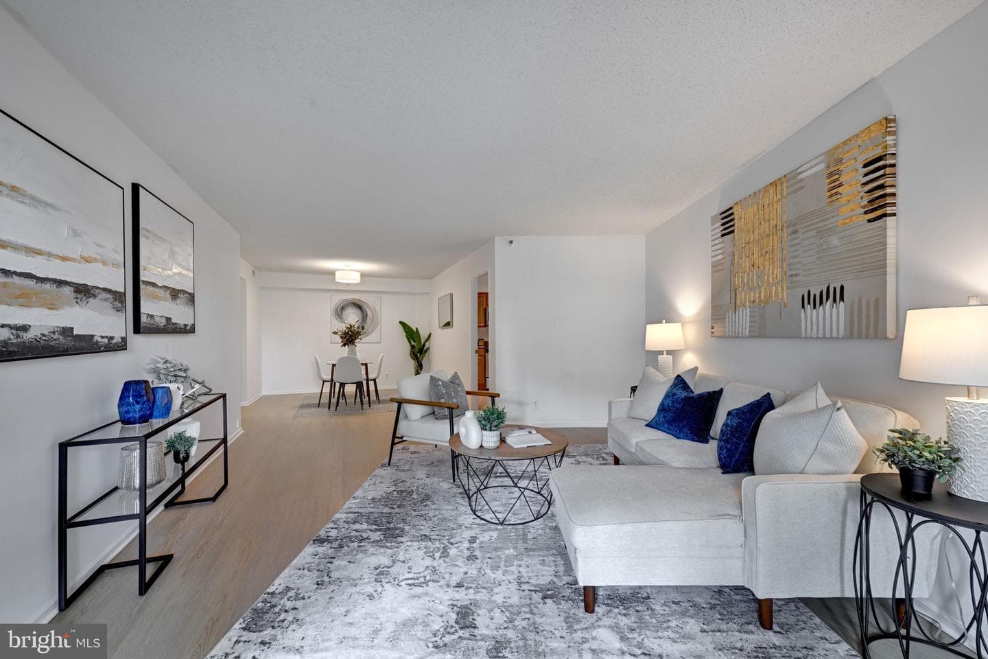 1600 N Oak St # 423 photo 6