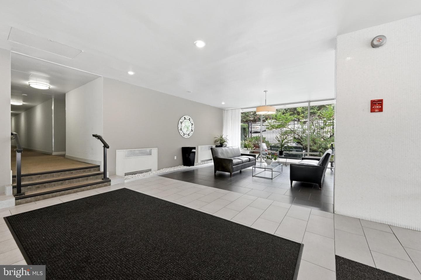 1210 N Taft Street #811 photo 4