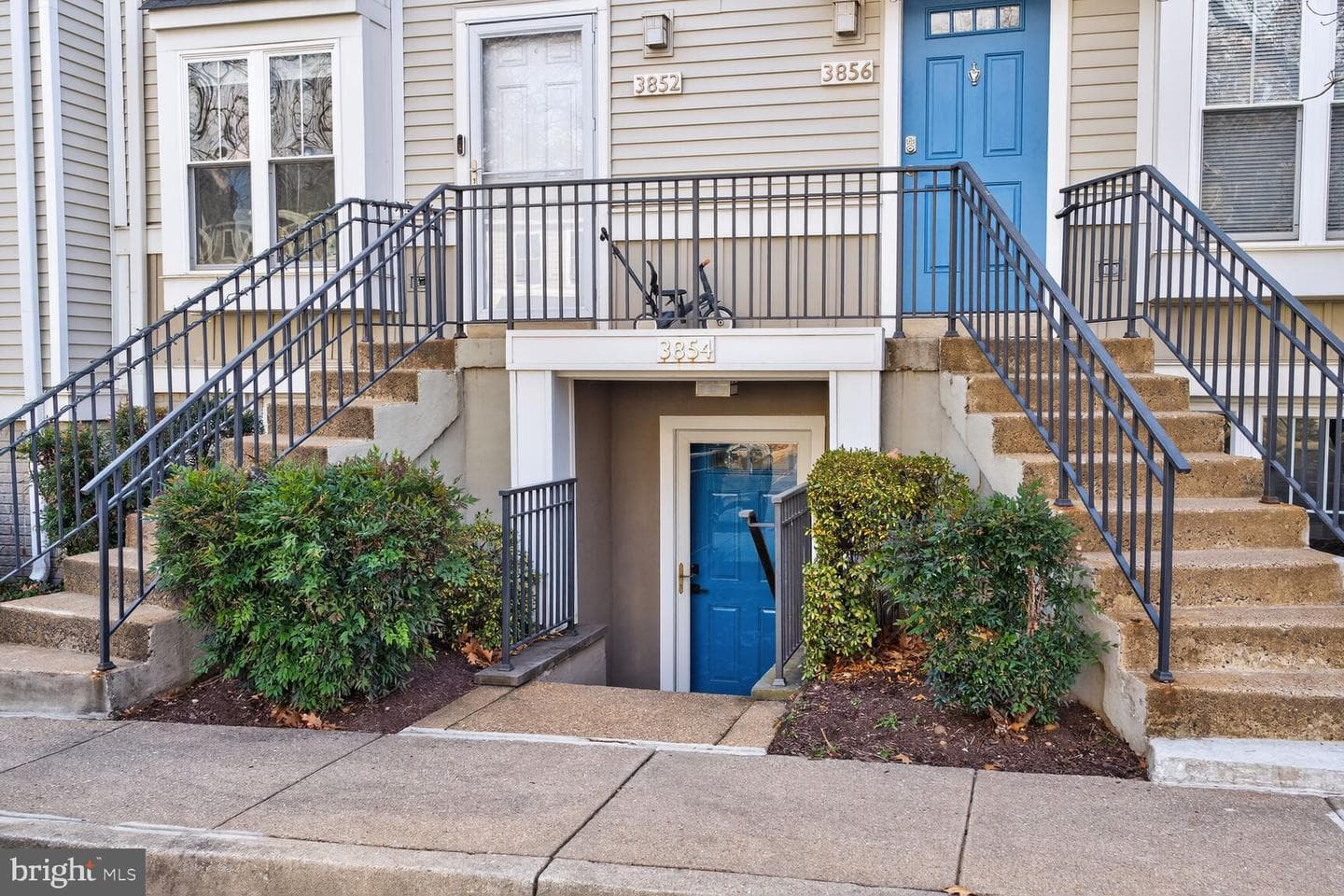 3854 9th Road S #3854, Arlington