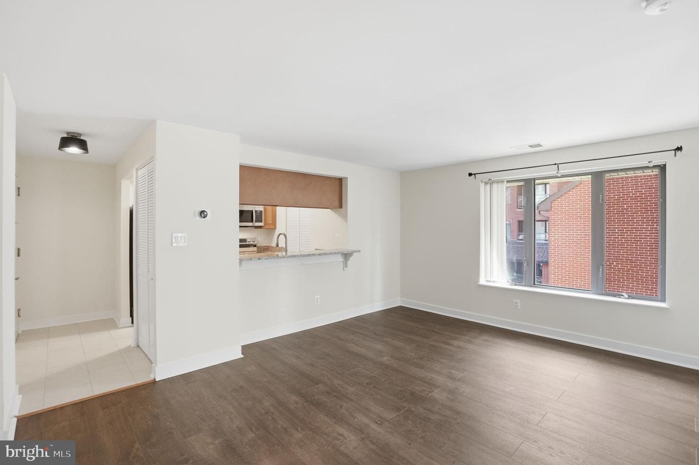 1020 N Stafford Street #312 photo 4