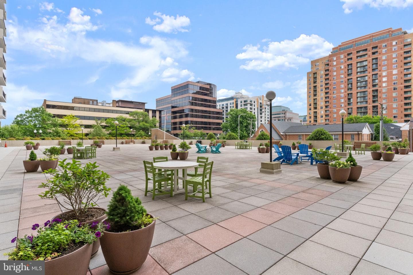 3800 N Fairfax #809 photo 41