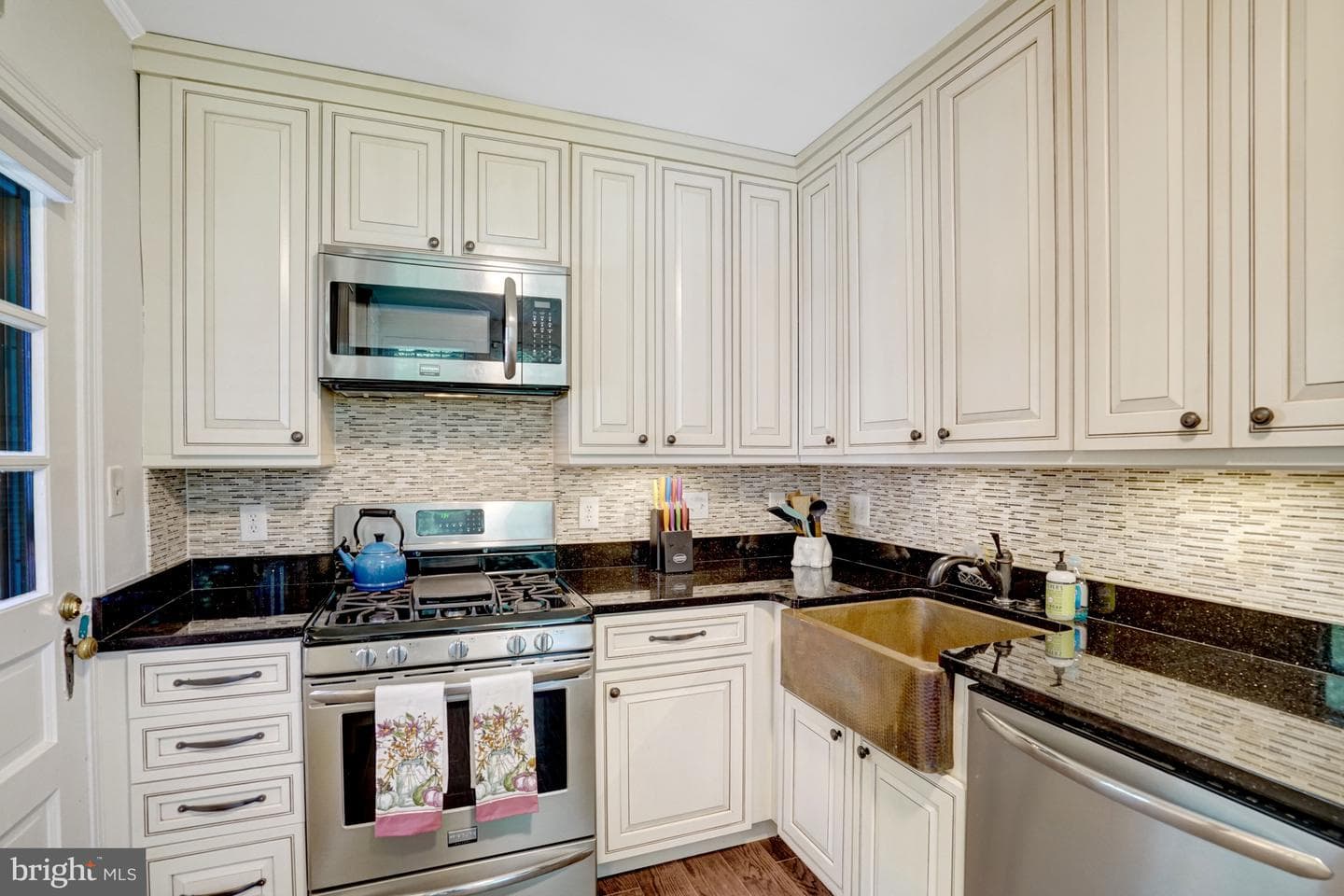 1303 S Barton Street #211 photo 11