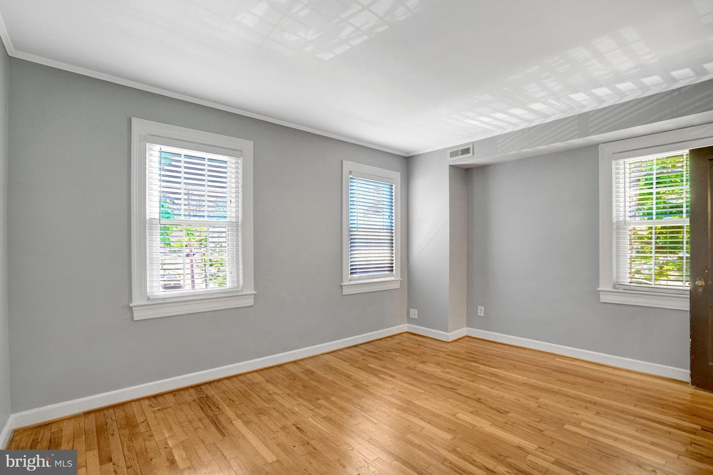 1303 S Barton Street #211 photo 19