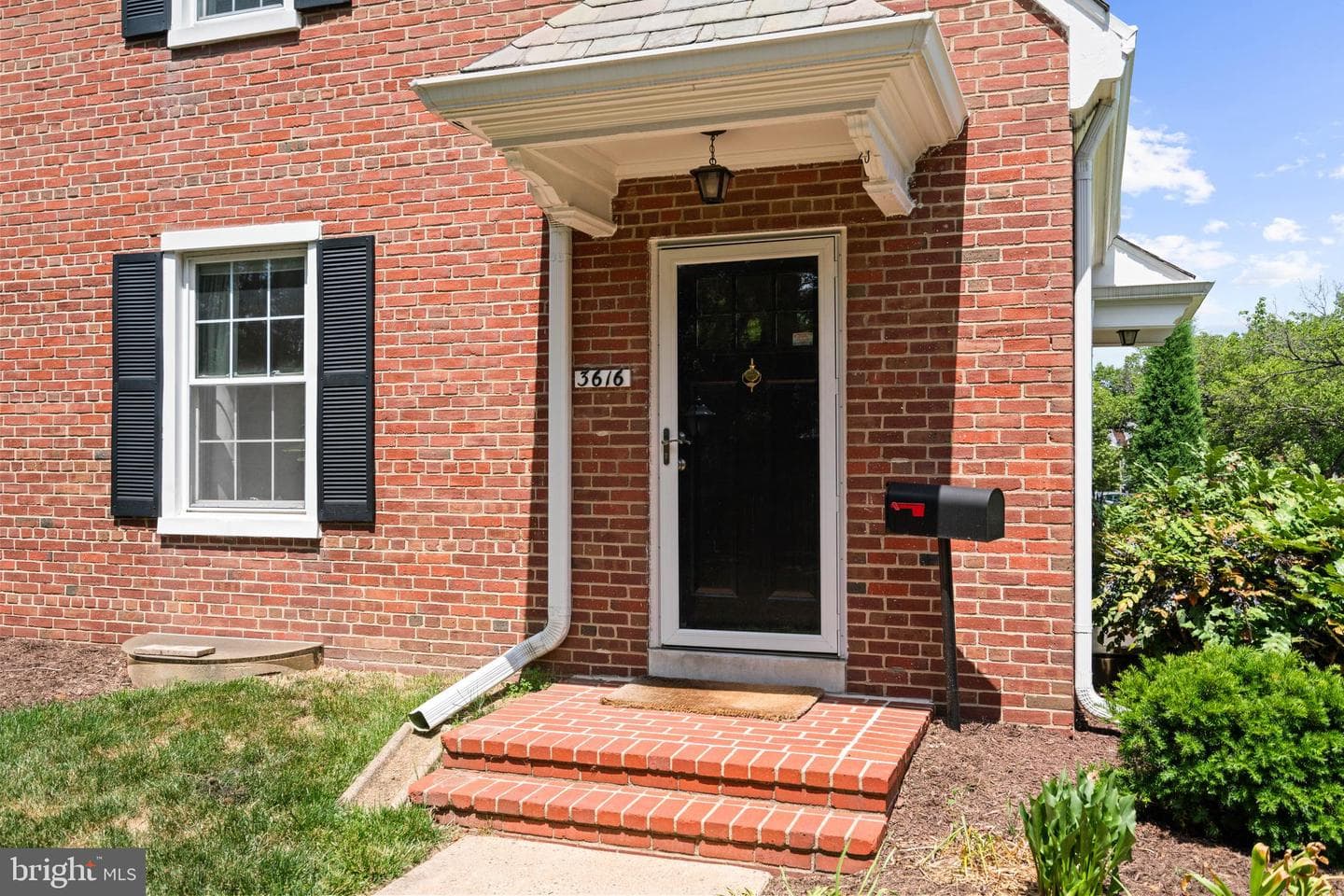 3616 S Wakefield Street, Arlington