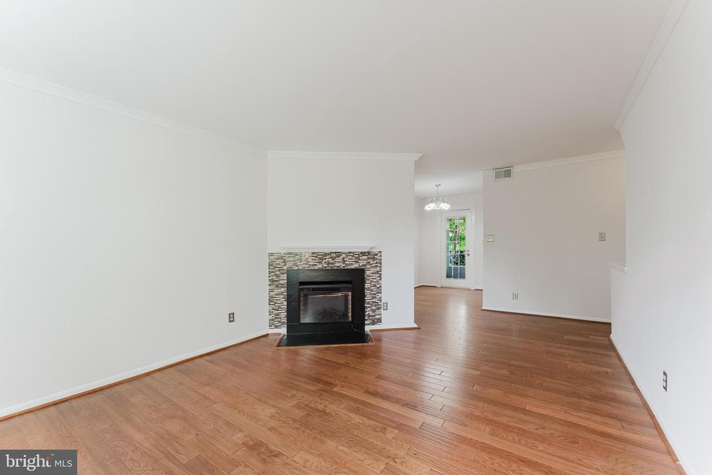 2725 S Walter Reed Drive #b photo 9